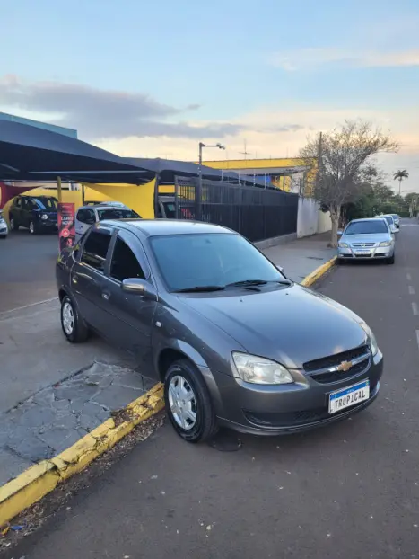 CHEVROLET Classic Sedan 1.0 4P VHCE FLEX LS, Foto 2