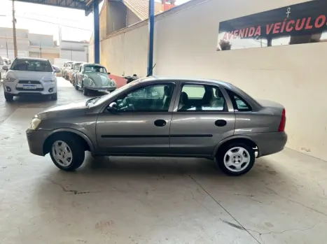 CHEVROLET Corsa Sedan 1.0 4P JOY, Foto 2