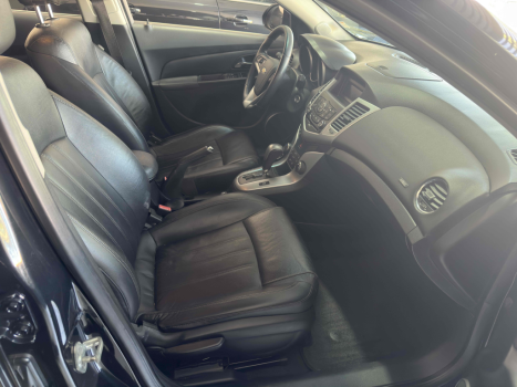 CHEVROLET Cruze Hatch 1.8 16V 4P LT SPORT6 FLEX AUTOM�TICO, Foto 8