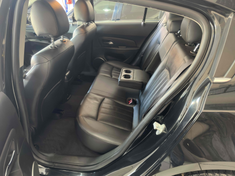 CHEVROLET Cruze Hatch 1.8 16V 4P LT SPORT6 FLEX AUTOM�TICO, Foto 9