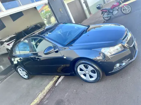 CHEVROLET Cruze Hatch 1.8 16V 4P LT SPORT6 FLEX, Foto 3