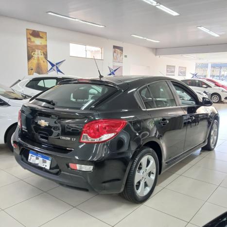 CHEVROLET Cruze Hatch 1.8 16V 4P LT SPORT FLEX, Foto 3 CHEVROLET Cruze Hatch 1.8 16V 4P LT SPORT FLEX, Foto 3