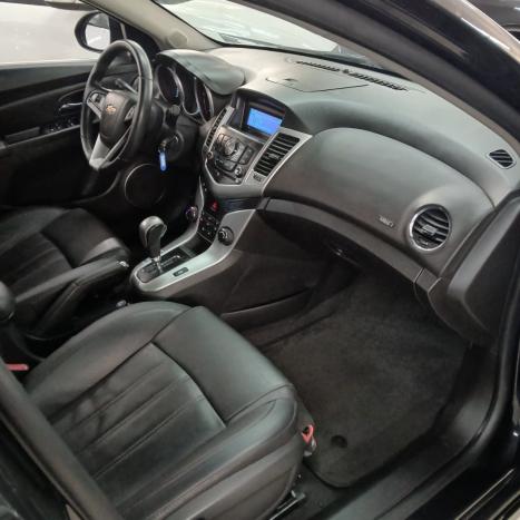 CHEVROLET Cruze Hatch 1.8 16V 4P LT SPORT FLEX, Foto 6 CHEVROLET Cruze Hatch 1.8 16V 4P LT SPORT FLEX, Foto 6