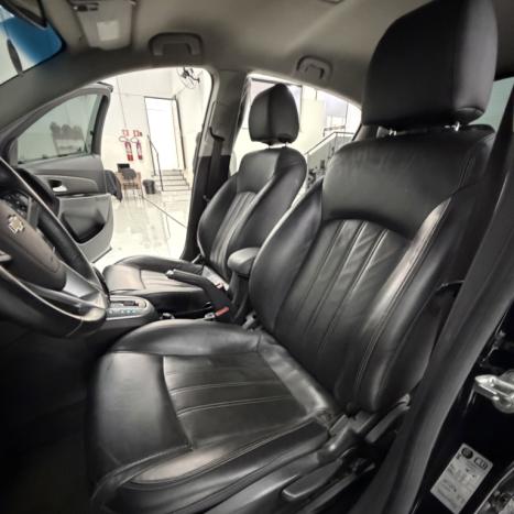 CHEVROLET Cruze Hatch 1.8 16V 4P LT SPORT6 FLEX AUTOM�TICO, Foto 9