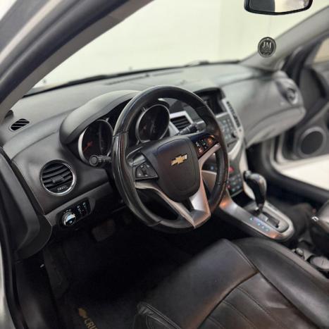 CHEVROLET Cruze Hatch 1.8 16V 4P LT SPORT6 FLEX AUTOM�TICO, Foto 8