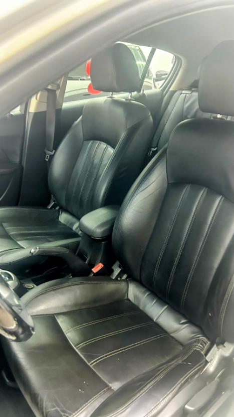 CHEVROLET Cruze Hatch 1.8 16V 4P LT SPORT FLEX AUTOM�TICO, Foto 10
