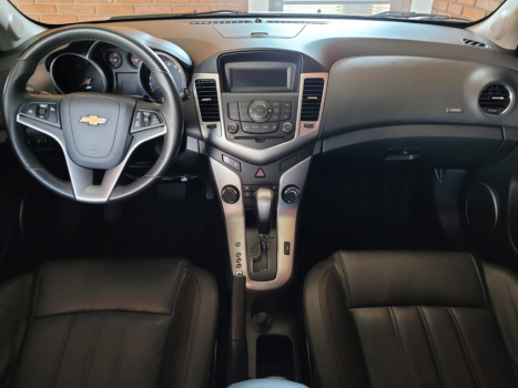 CHEVROLET Cruze Sedan 1.8 16V 4P LT ECOTEC FLEX AUTOMÁTICO, Foto 8 CHEVROLET Cruze Sedan 1.8 16V 4P LT ECOTEC FLEX AUTOMÁTICO, Foto 8
