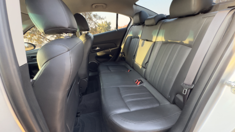 CHEVROLET Cruze Sedan 1.8 16V 4P LT ECOTEC FLEX AUTOMÁTICO, Foto 9 CHEVROLET Cruze Sedan 1.8 16V 4P LT ECOTEC FLEX AUTOMÁTICO, Foto 9