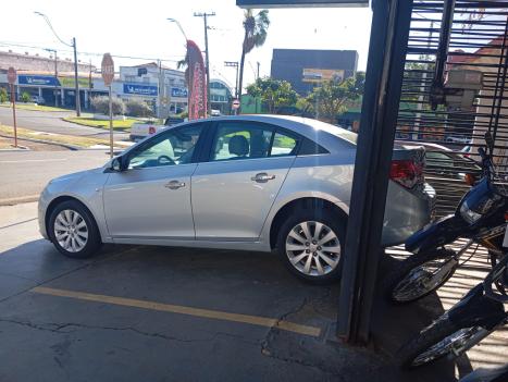 CHEVROLET Cruze Sedan 1.8 16V 4P LTZ ECOTEC FLEX AUTOMÁTICO, Foto 3 CHEVROLET Cruze Sedan 1.8 16V 4P LTZ ECOTEC FLEX AUTOMÁTICO, Foto 3