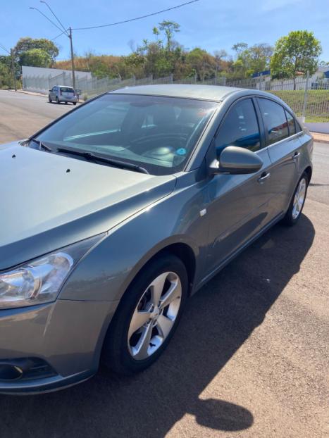 CHEVROLET Cruze Sedan 1.8 16V 4P LT ECOTEC FLEX AUTOMÁTICO, Foto 2 CHEVROLET Cruze Sedan 1.8 16V 4P LT ECOTEC FLEX AUTOMÁTICO, Foto 2