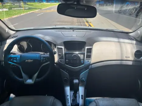 CHEVROLET Cruze Sedan 1.8 16V 4P LTZ ECOTEC FLEX AUTOM�TICO, Foto 9