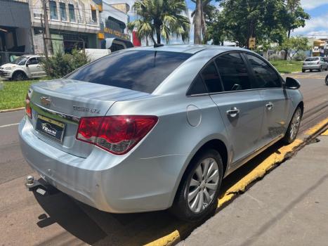 CHEVROLET Cruze Sedan 1.8 16V 4P LTZ ECOTEC FLEX AUTOM�TICO, Foto 2