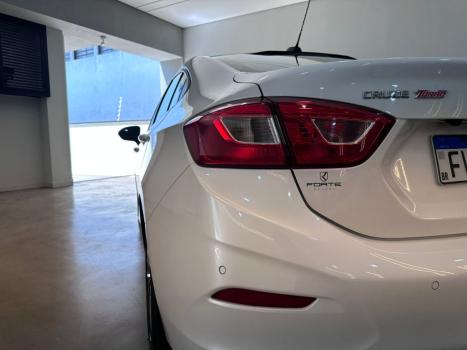 CHEVROLET Cruze Sedan 1.4 16V 4P LT FLEX TURBO AUTOM�TICO, Foto 5