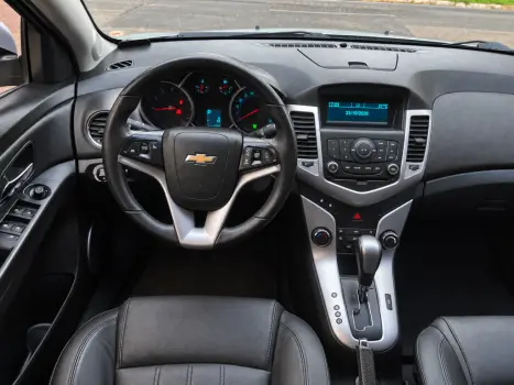 CHEVROLET Cruze Sedan 1.8 16V 4P LT ECOTEC FLEX AUTOMÁTICO, Foto 2