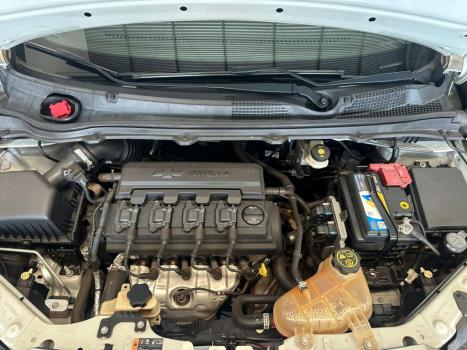 CHEVROLET Onix Hatch 1.4 4P FLEX LTZ, Foto 4