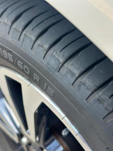 CHEVROLET Onix Hatch 1.4 4P FLEX LTZ, Foto 9