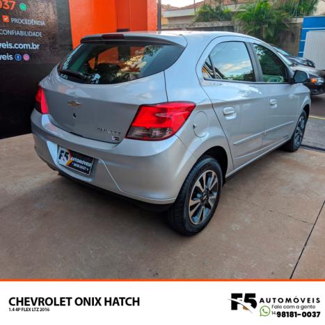 CHEVROLET Onix Hatch 1.4 4P FLEX LTZ, Foto 11 CHEVROLET Onix Hatch 1.4 4P FLEX LTZ, Foto 11