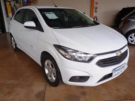 CHEVROLET Onix Hatch 1.4 4P FLEX LT, Foto 2 CHEVROLET Onix Hatch 1.4 4P FLEX LT, Foto 2