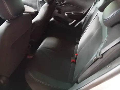 CHEVROLET Onix Hatch 1.4 4P FLEX LT, Foto 9 CHEVROLET Onix Hatch 1.4 4P FLEX LT, Foto 9