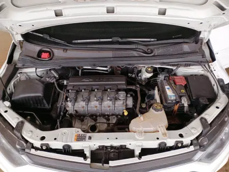 CHEVROLET Onix Hatch 1.4 4P FLEX LT, Foto 13 CHEVROLET Onix Hatch 1.4 4P FLEX LT, Foto 13