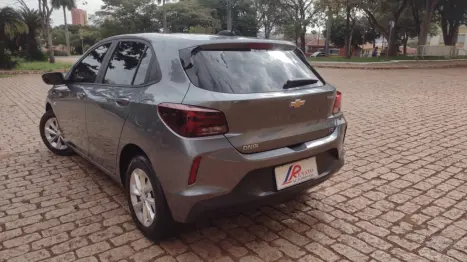 CHEVROLET Onix Hatch 1.0 12V 4P FLEX LTZ TURBO, Foto 6 CHEVROLET Onix Hatch 1.0 12V 4P FLEX LTZ TURBO, Foto 6