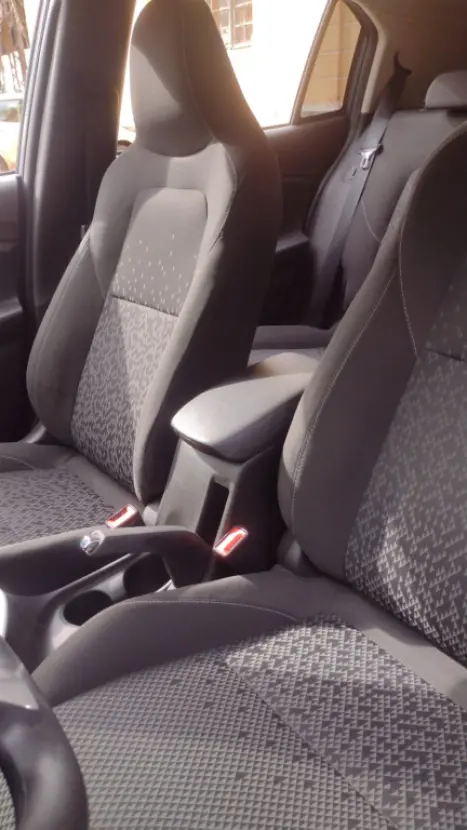 CHEVROLET Onix Hatch 1.0 12V 4P FLEX LTZ TURBO, Foto 9 CHEVROLET Onix Hatch 1.0 12V 4P FLEX LTZ TURBO, Foto 9