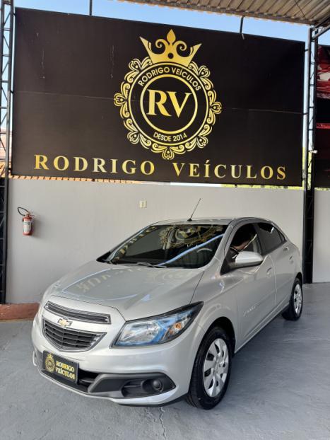 CHEVROLET Onix Hatch 1.4 4P FLEX LT, Foto 5