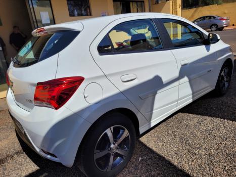 CHEVROLET Onix Hatch 1.4 4P FLEX LTZ, Foto 3