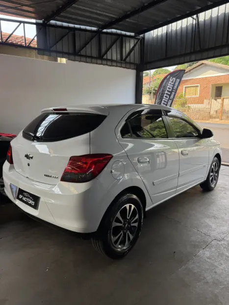 CHEVROLET Onix Hatch 1.4 4P FLEX LTZ, Foto 10