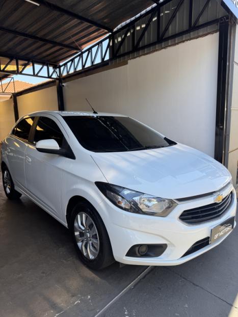CHEVROLET Onix Hatch 1.4 4P FLEX LT, Foto 3
