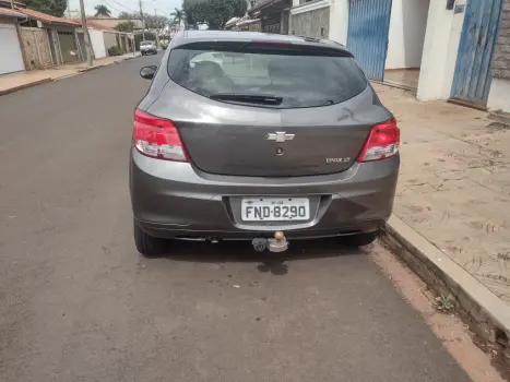 CHEVROLET Onix Hatch 1.0 4P FLEX LT, Foto 5