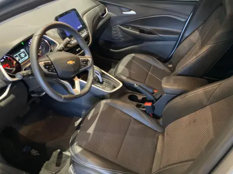 CHEVROLET Onix Hatch 1.0 4P FLEX LTZ TURBO AUTOM�TICO, Foto 4