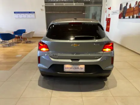 CHEVROLET Onix Hatch 1.0 4P FLEX LTZ TURBO AUTOM�TICO, Foto 10