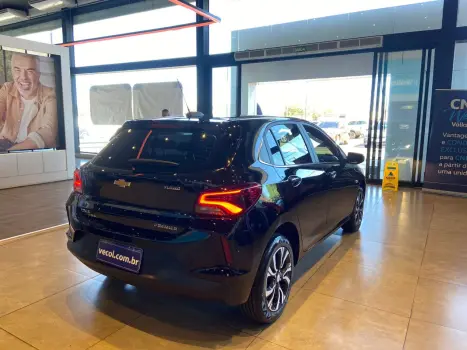 CHEVROLET Onix Hatch 1.0 12V 4P FLEX PREMIER 2 TURBO AUTOMTICO, Foto 9