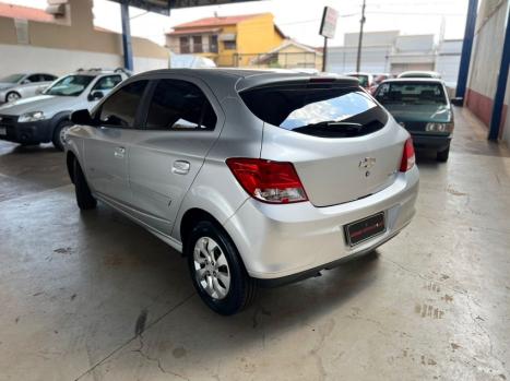 CHEVROLET Onix Hatch 1.0 4P FLEX LT, Foto 3 CHEVROLET Onix Hatch 1.0 4P FLEX LT, Foto 3