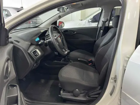 CHEVROLET Onix Hatch , Foto 7