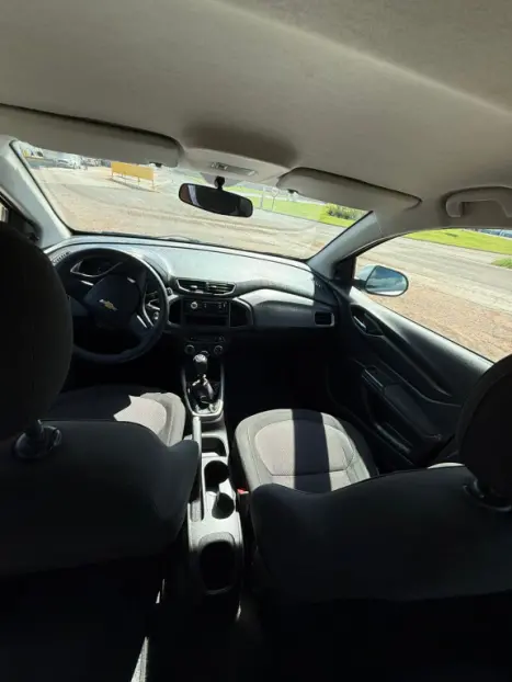 CHEVROLET Onix Hatch 1.4 4P FLEX LT, Foto 3