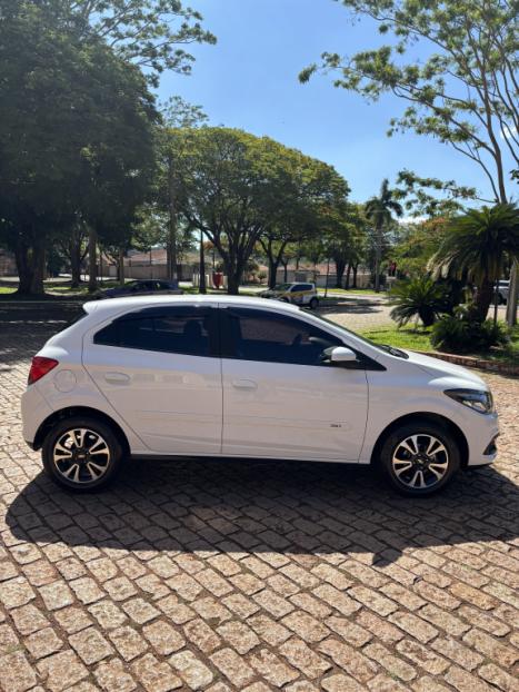 CHEVROLET Onix Hatch 1.4 4P FLEX LTZ, Foto 9