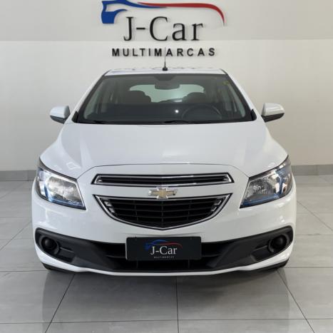 CHEVROLET Onix Hatch 1.4 4P FLEX LT, Foto 2