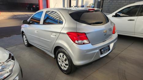 CHEVROLET Onix Hatch 1.0 4P FLEX LT, Foto 4