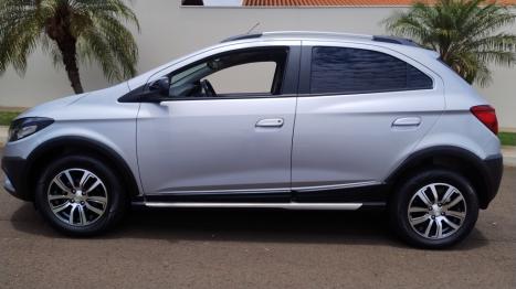 CHEVROLET Onix Hatch 1.4 4P FLEX ACTIV, Foto 5