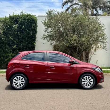 CHEVROLET Onix Hatch 1.4 4P FLEX LT, Foto 6