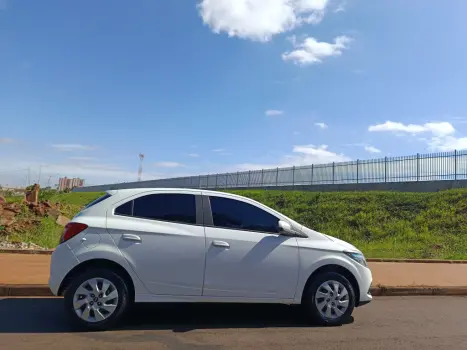 CHEVROLET Onix Hatch 1.4 4P FLEX LT, Foto 4