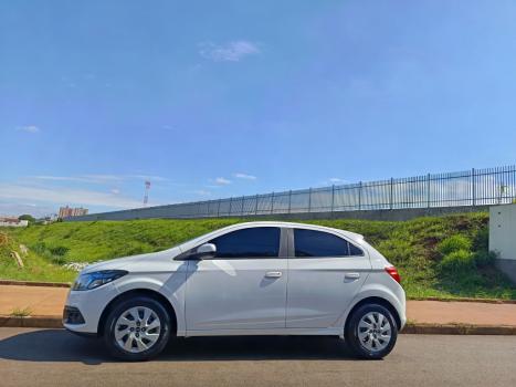 CHEVROLET Onix Hatch 1.4 4P FLEX LT, Foto 5