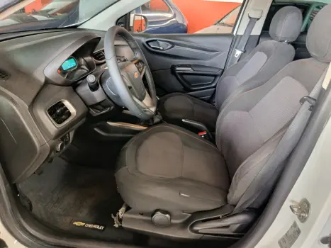 CHEVROLET Onix Hatch 1.4 4P FLEX LT, Foto 10