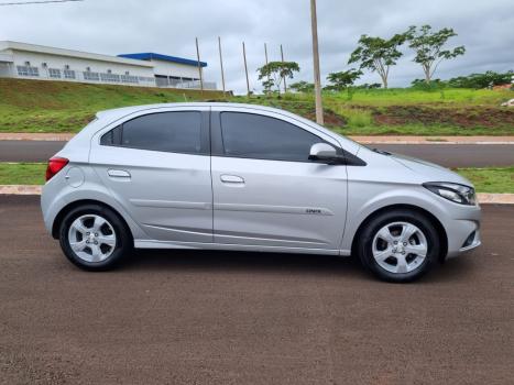 CHEVROLET Onix Hatch 1.4 4P FLEX LT, Foto 3