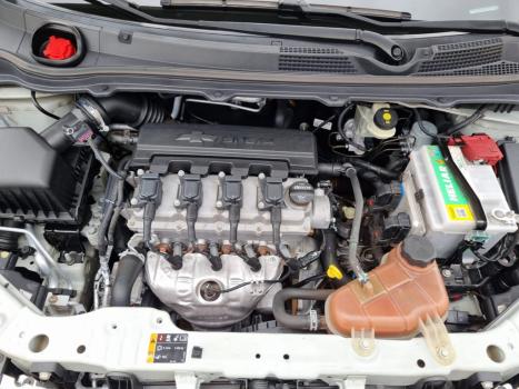 CHEVROLET Onix Hatch 1.4 4P FLEX LT, Foto 9