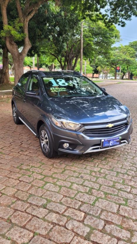 CHEVROLET Onix Hatch 1.4 4P FLEX ACTIV AUTOM�TICO, Foto 2