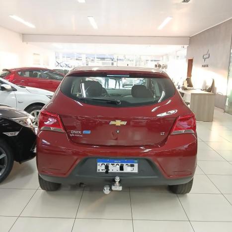 CHEVROLET Onix Hatch 1.4 4P FLEX LT AUTOM�TICO, Foto 3
