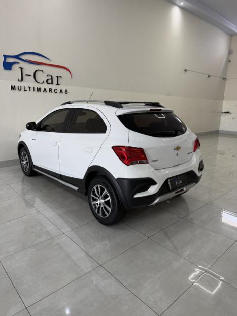 CHEVROLET Onix Hatch 1.4 4P FLEX ACTIV AUTOM�TICO, Foto 4